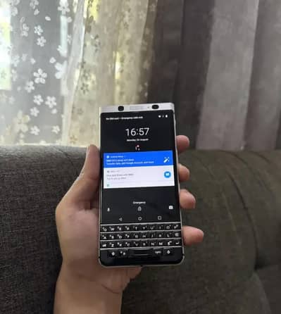BlackBerry KEYone