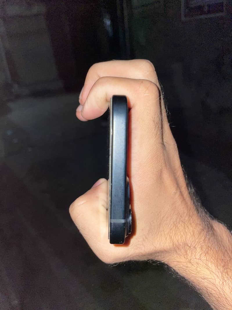Apple iPhone 15 plus 5