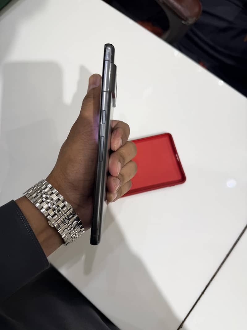 Google Pixel 7 Pro 6