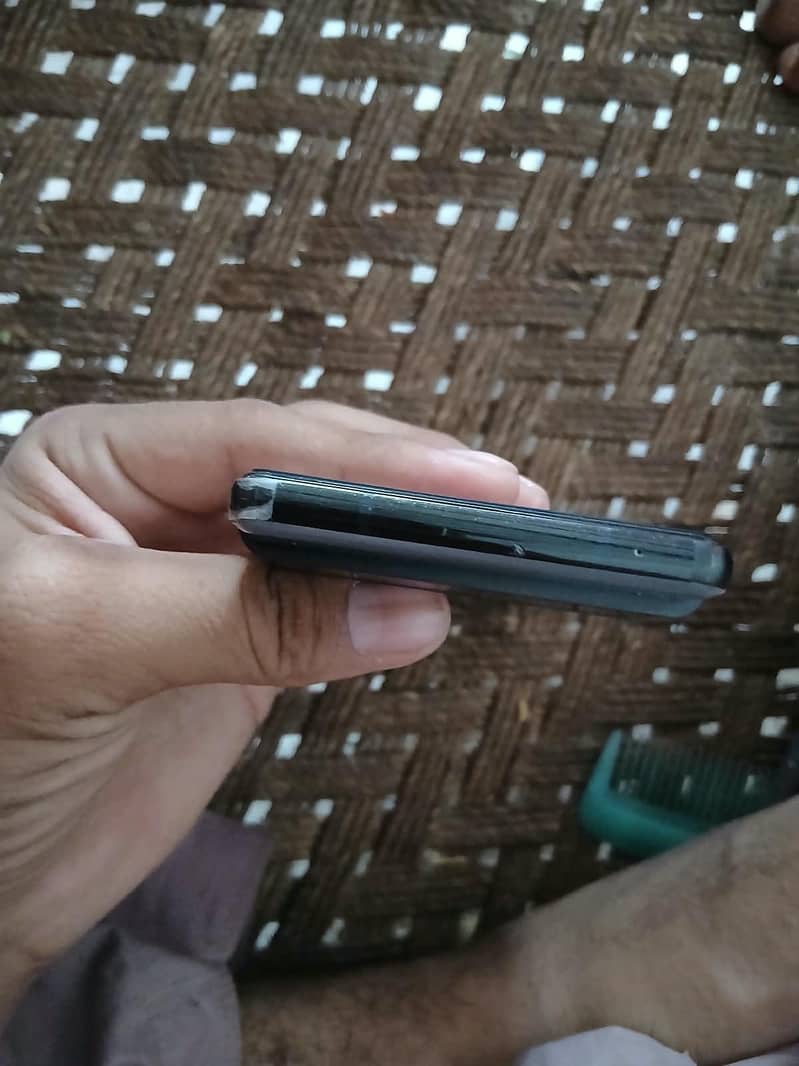 Google Pixel 6 4