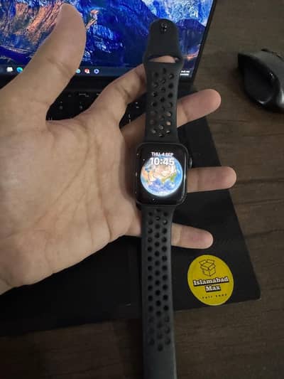 Apple Watch SE NIKE EDITION