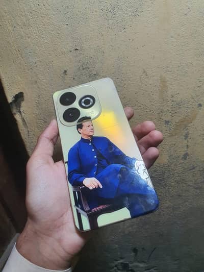 Infinix Smart 8 Pro (4+4/128) Exchange possible