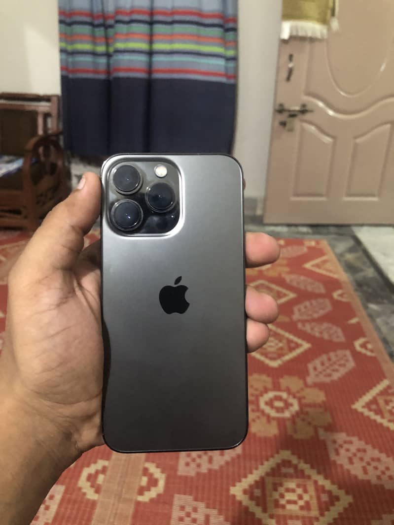 Apple iPhone 13 Pro 0