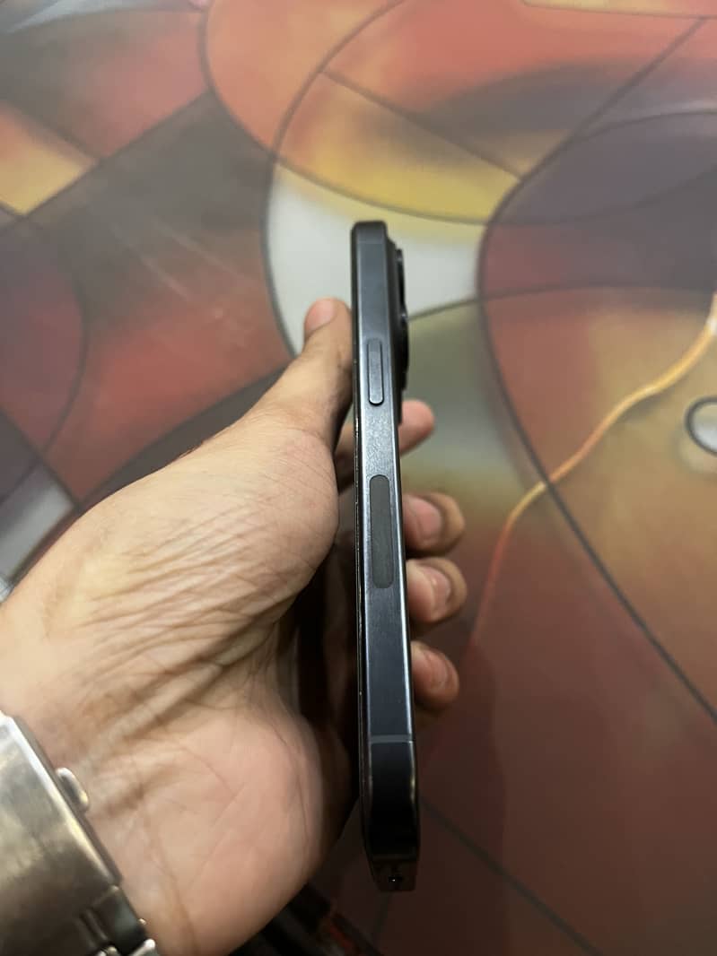Apple iPhone 15 Pro 5
