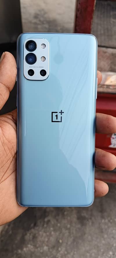 One Plus 9R