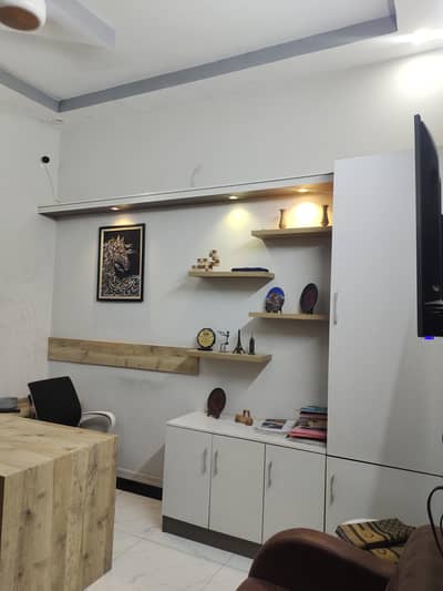 furnished office 40 person capacity available for rent in Johar 14