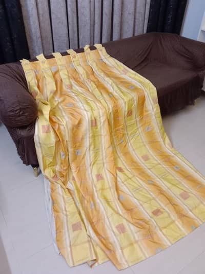 2 Pair of curtain