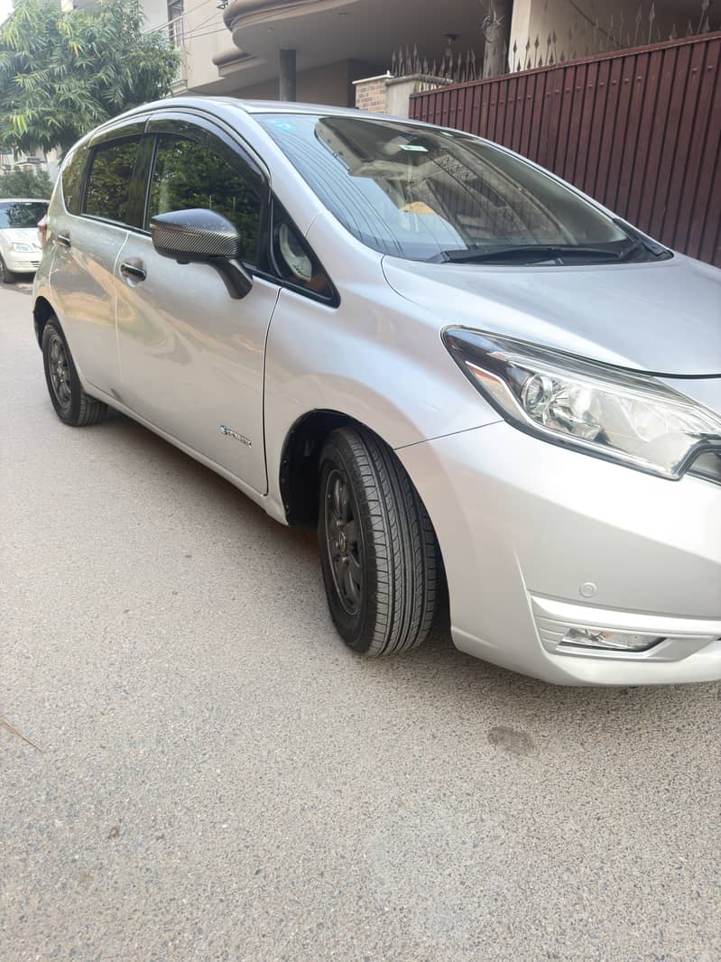 Nissan Note E Power 2018 0