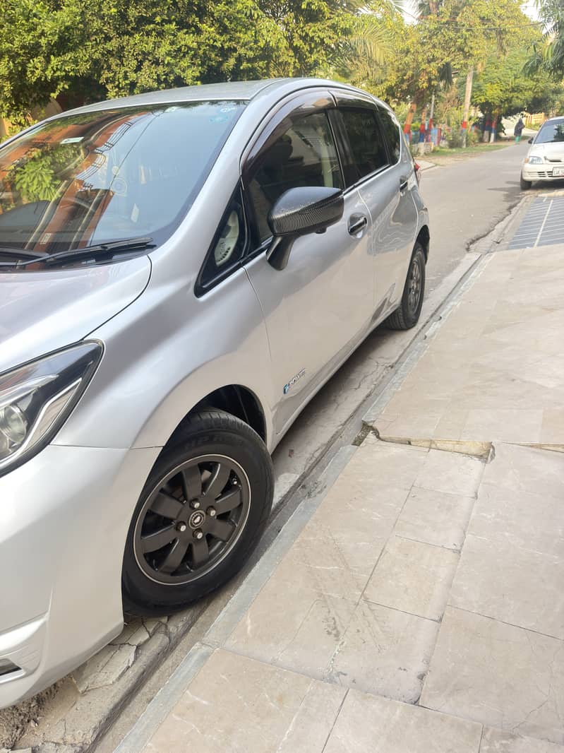 Nissan Note E Power 2018 1