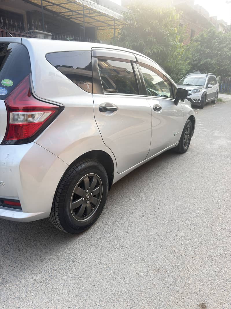 Nissan Note E Power 2018 9