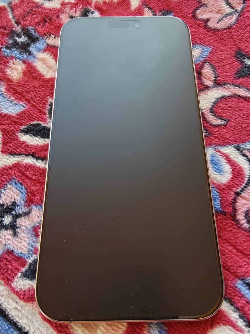 Apple iPhone 16 Pro Max 2