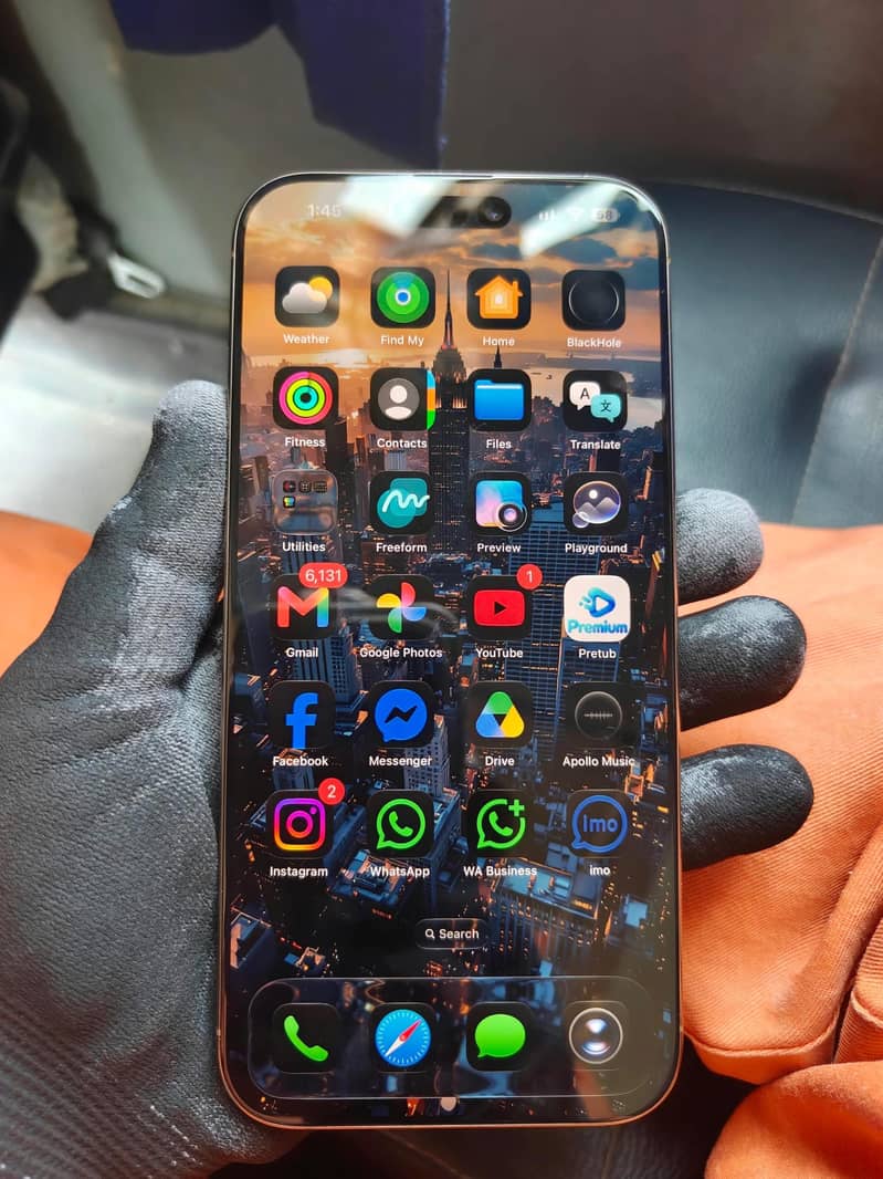Apple iPhone 16 Pro Max 6