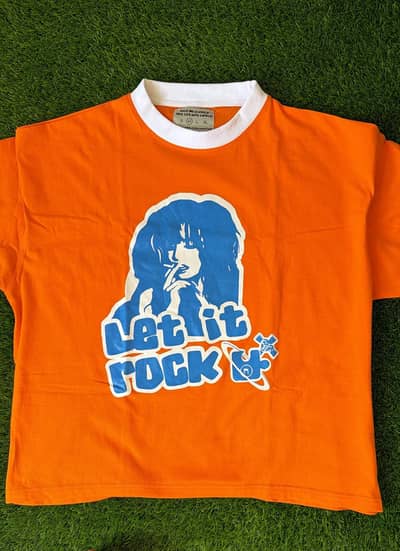T-shirt with Graphic Design with Front and Back Elegant Style Logo