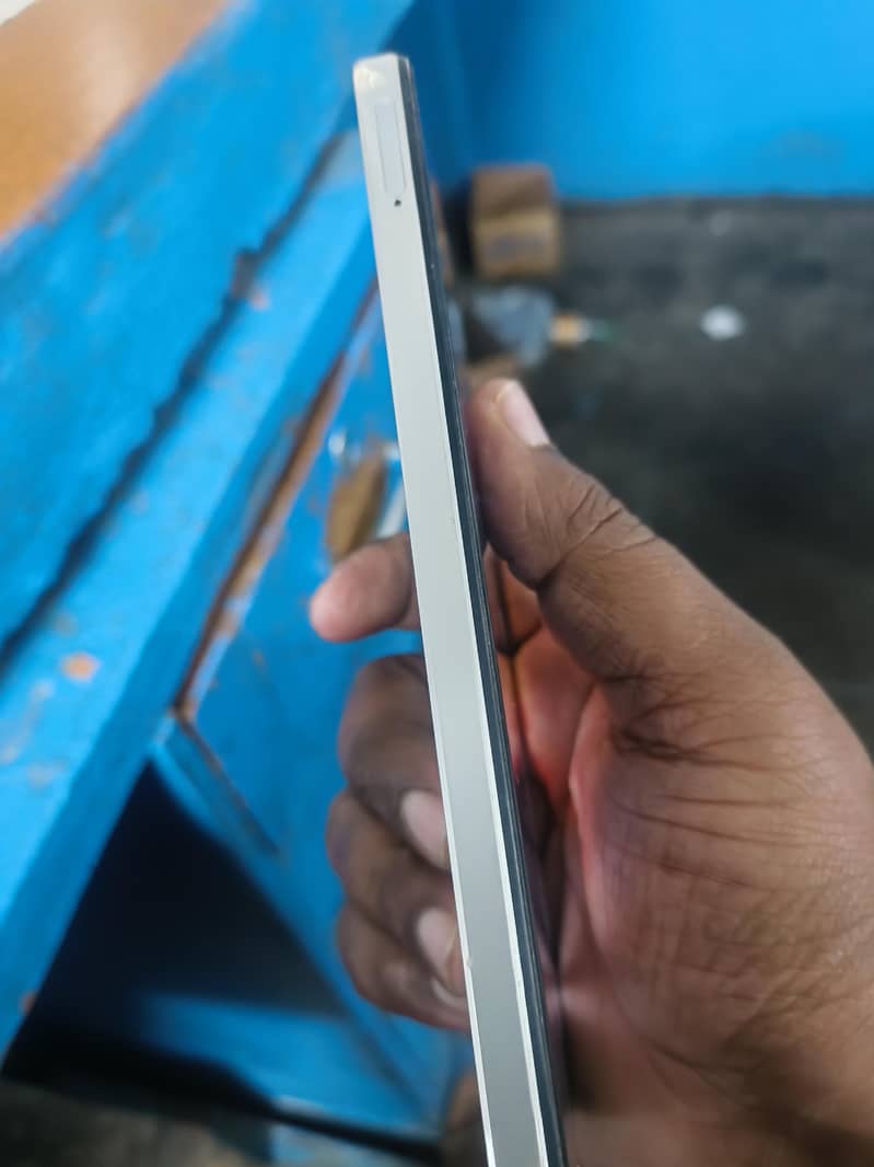 Realme C71 3