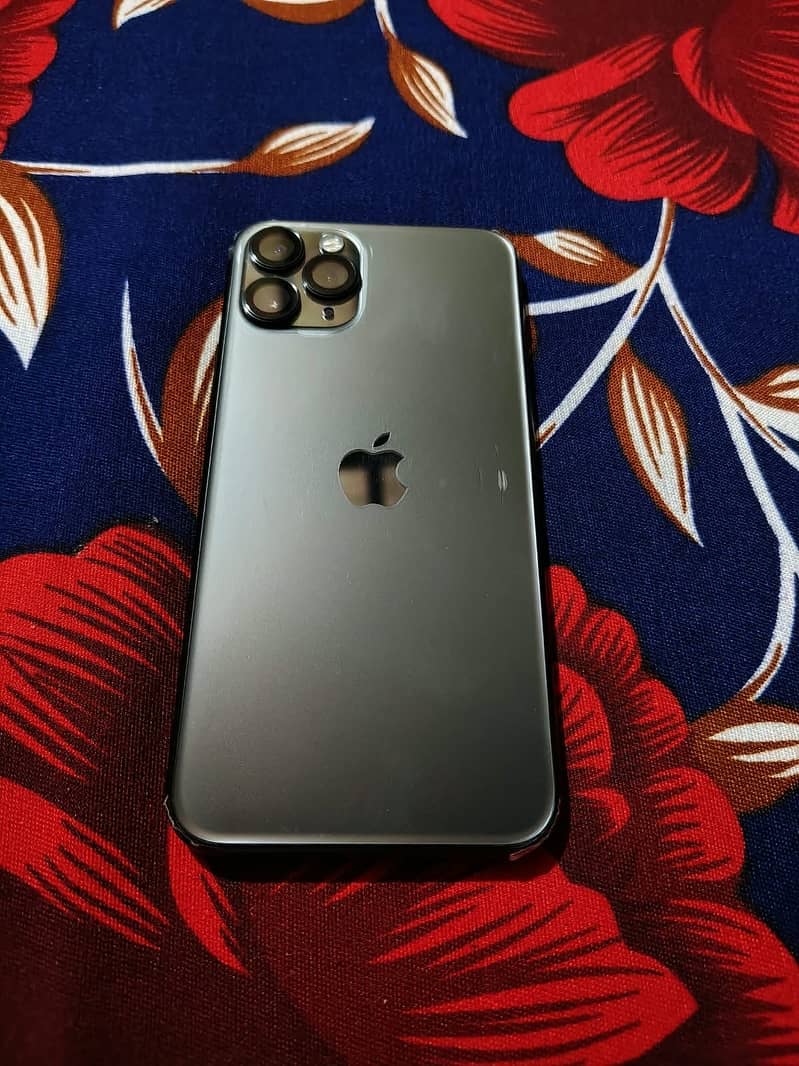 Apple iPhone 11 Pro 1