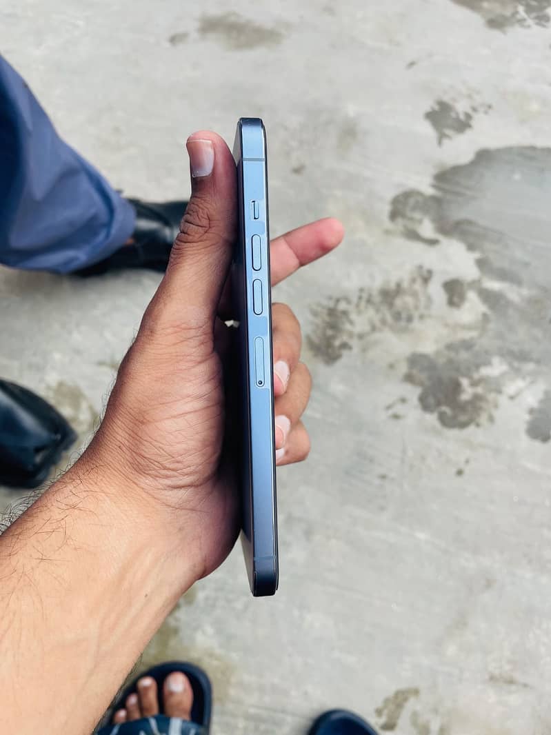 Apple iPhone 13 Pro Max 7