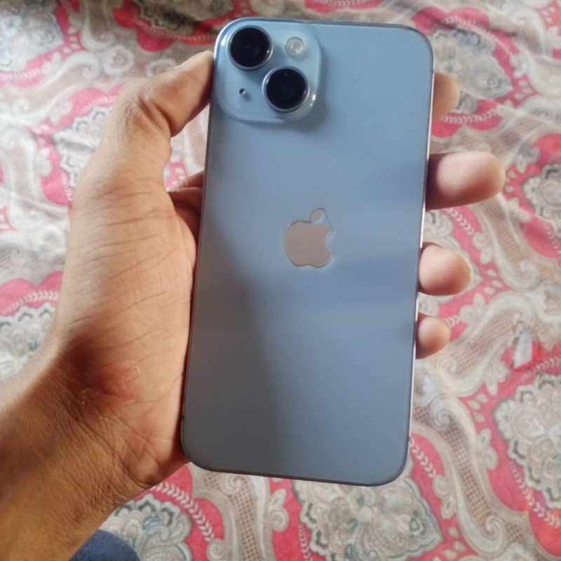 Apple iPhone 14 3