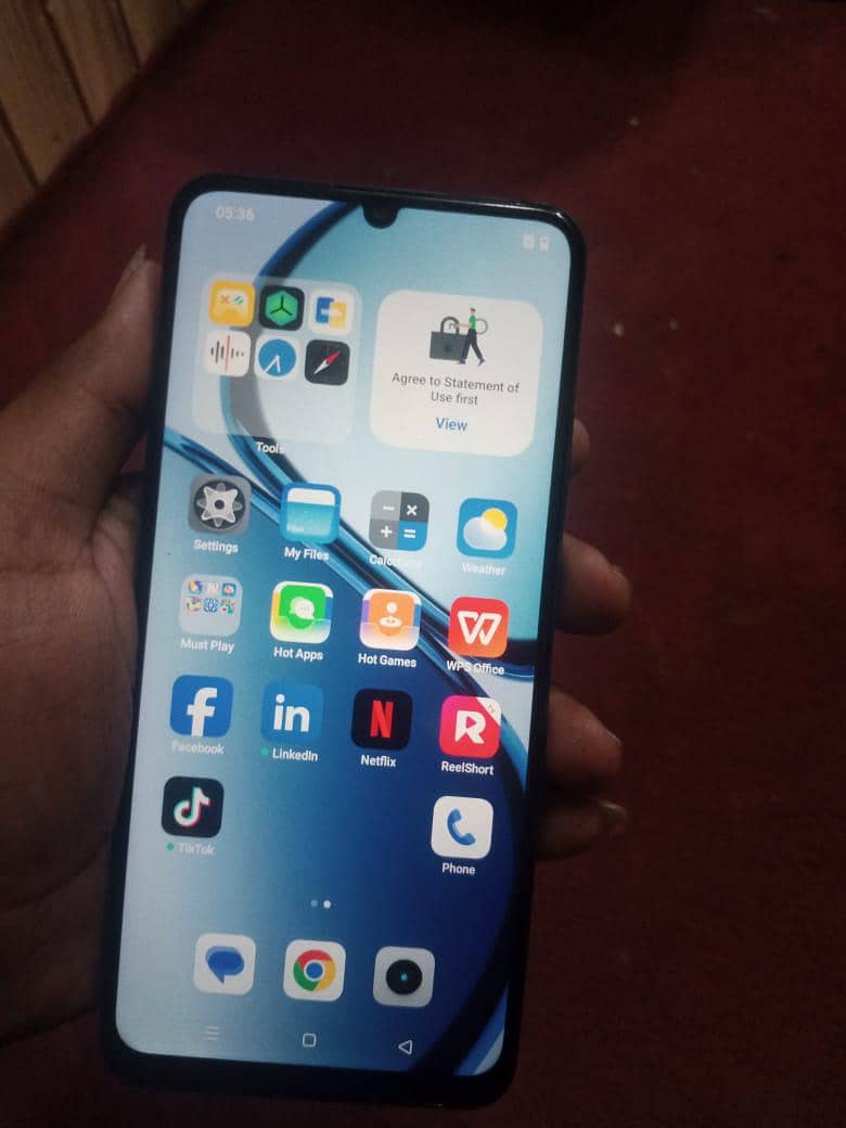 Realme Note 60 4