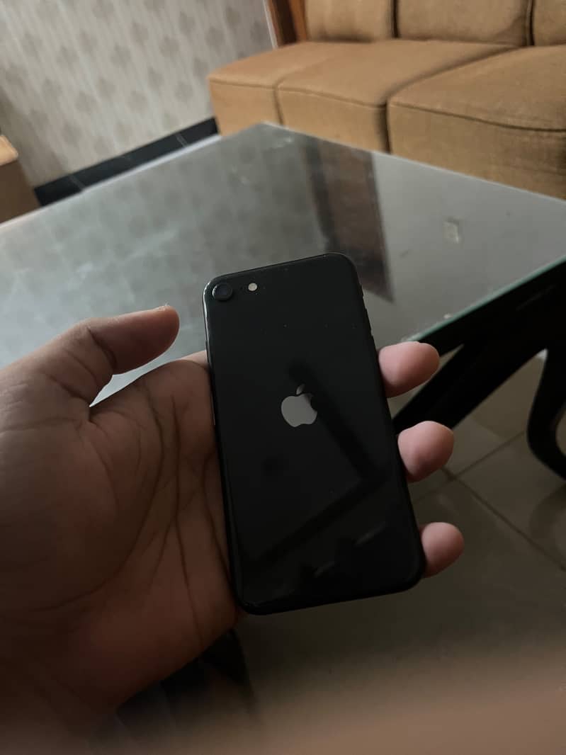 Apple iPhone SE 3