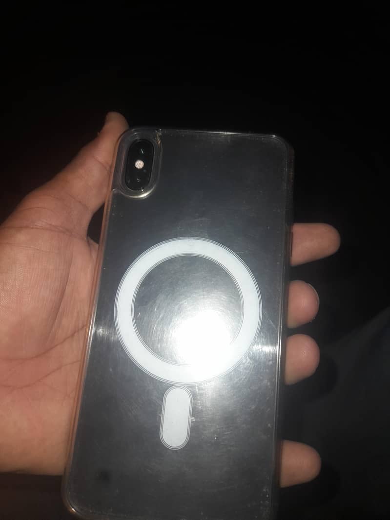 Apple iPhone XS 5