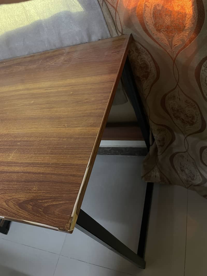 Study table 3