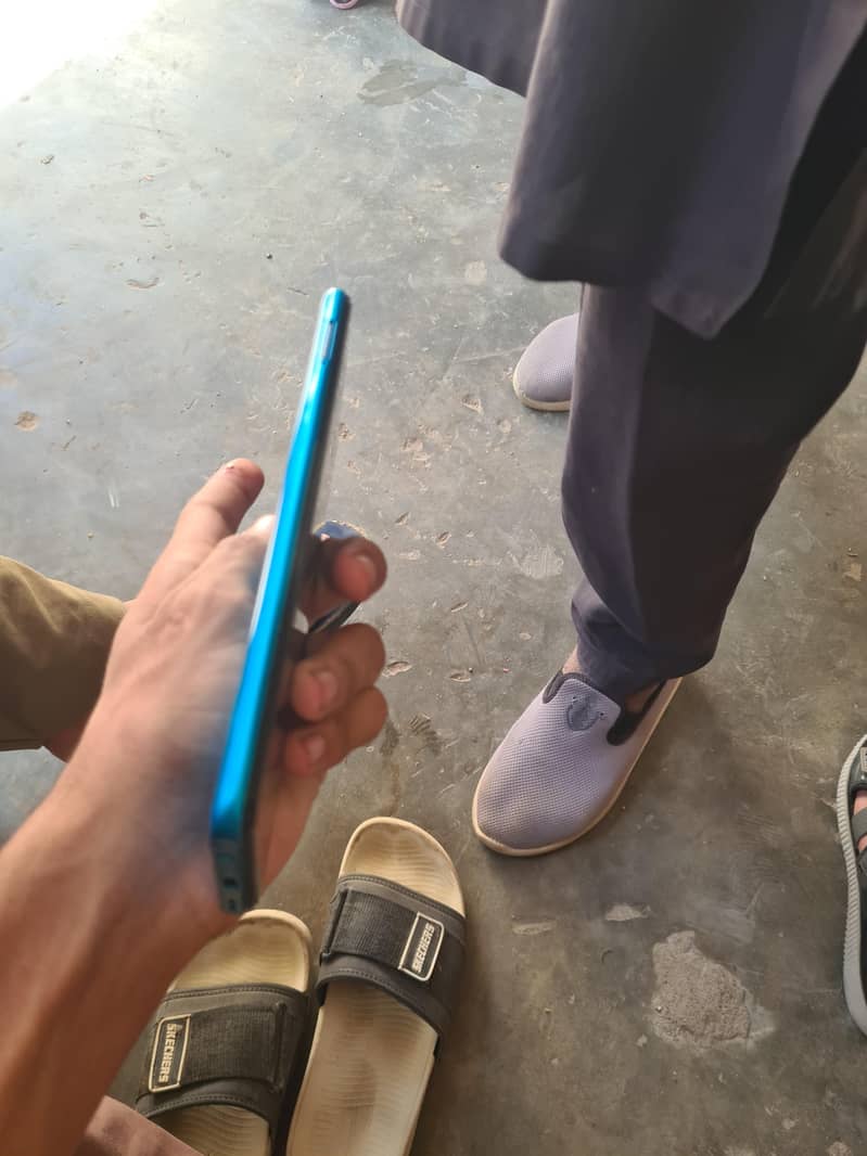 Infinix Note 11 1