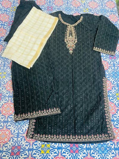 3Piece Stitched embroidered lawn Cotton suit for sale