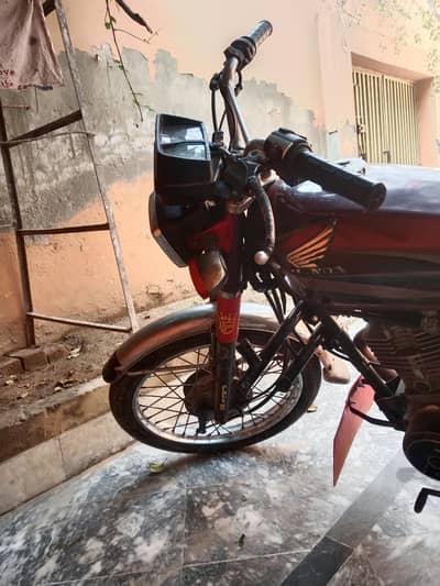 honda 125 . . 2015 model