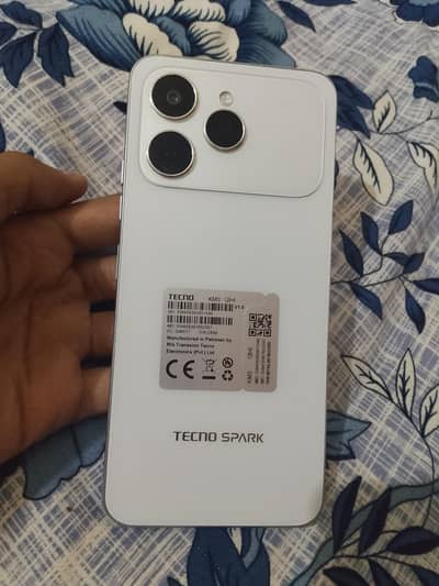 Tecno Spark 40