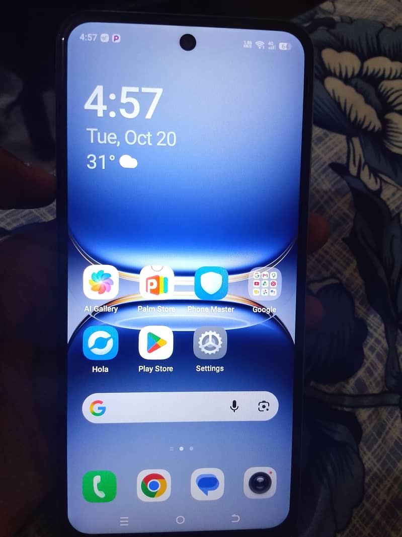 Tecno Spark 40 4