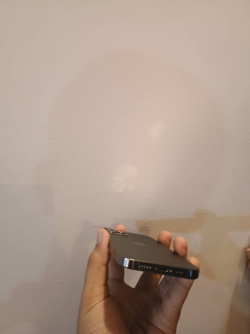 Apple iPhone 12 Pro 1