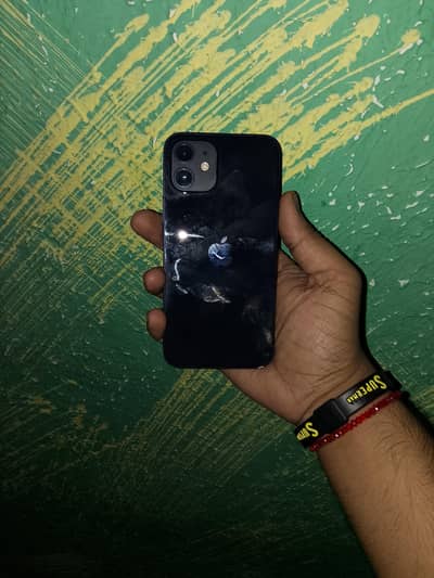 Apple iPhone 12