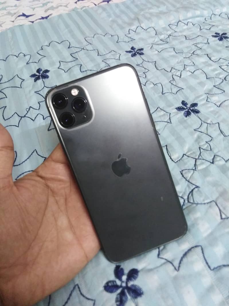 Apple iPhone 11 Pro Max 0