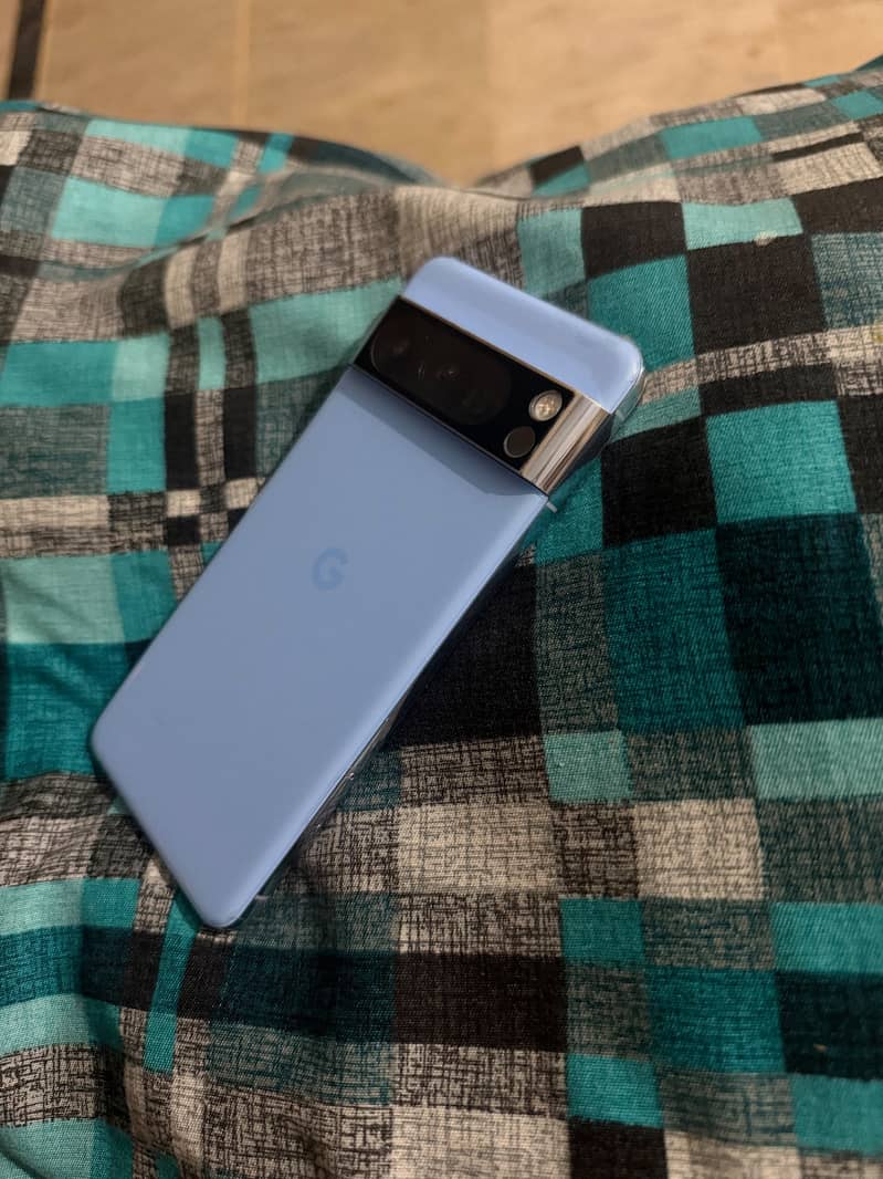Pixel 8 Pro 0