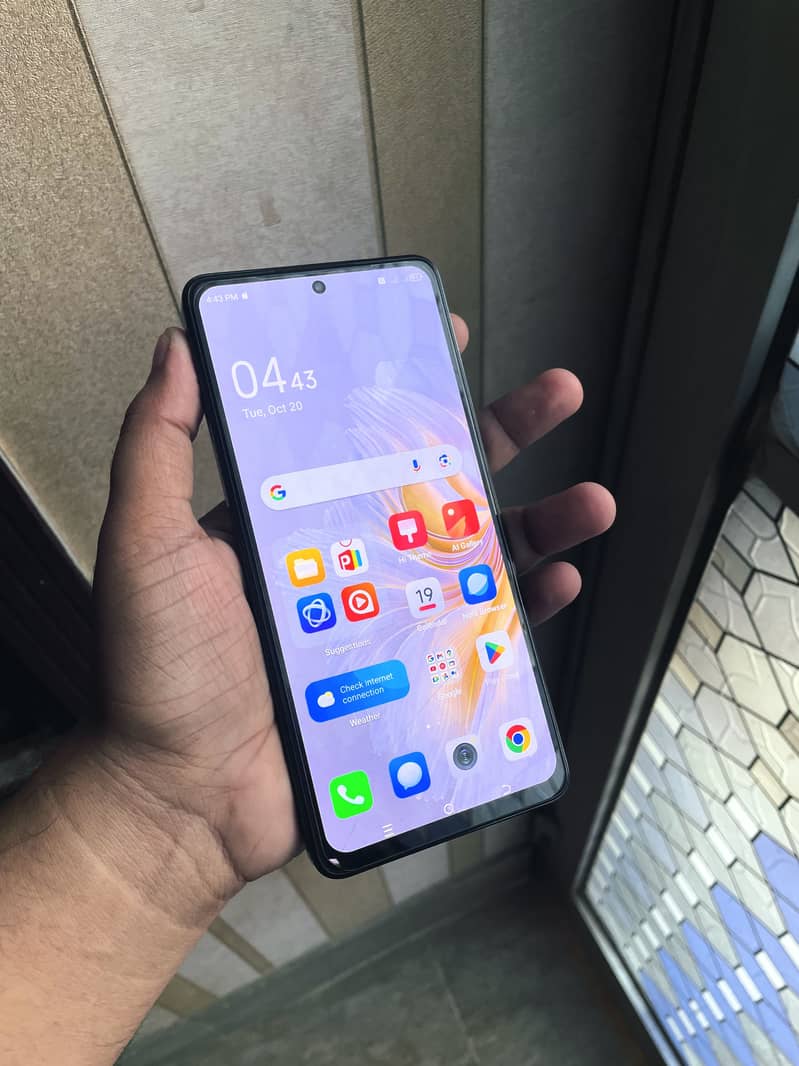 Tecno CAMON 20 Pro 4