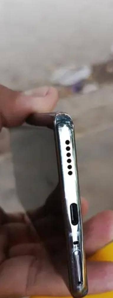 Tecno CAMON 40 Pro