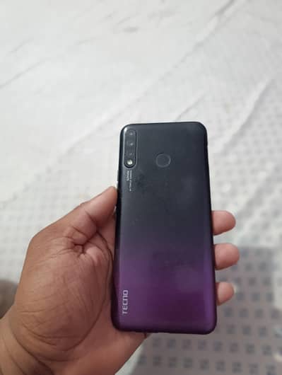 Tecno Spark 4