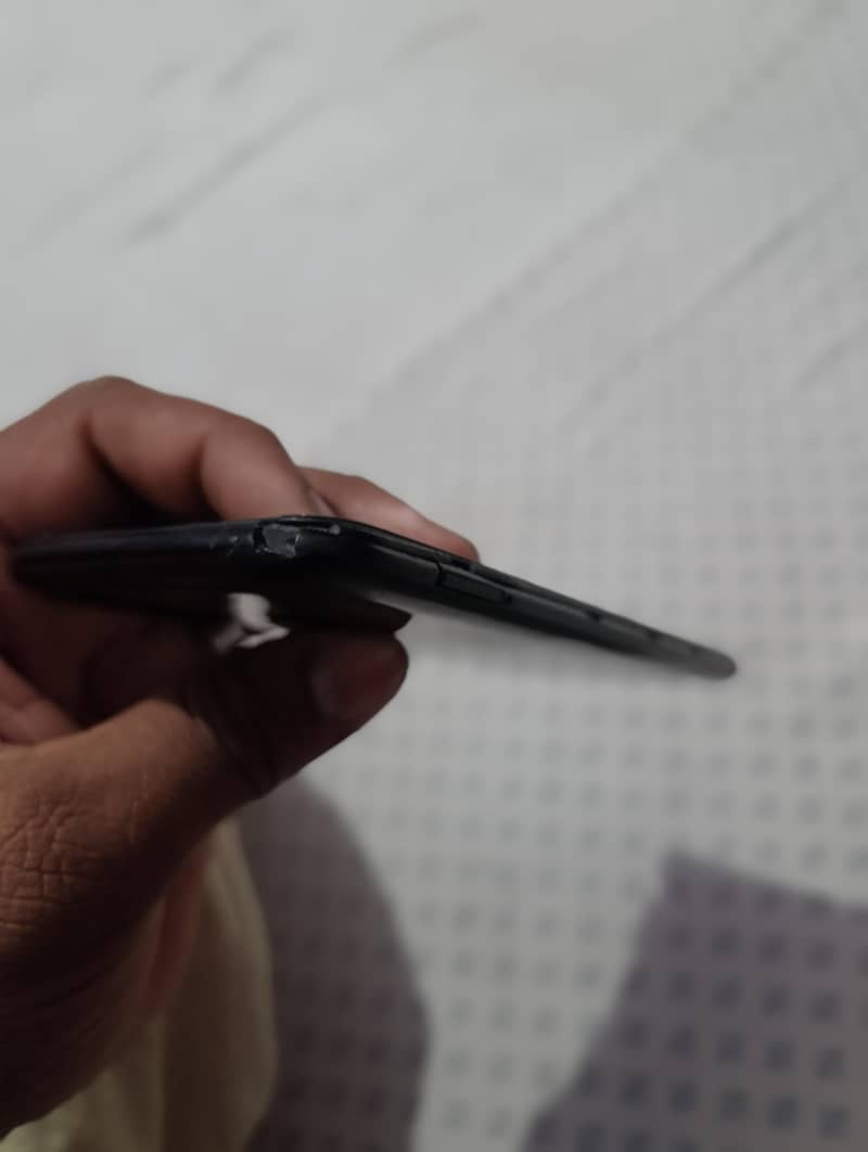 Tecno Spark 4 2