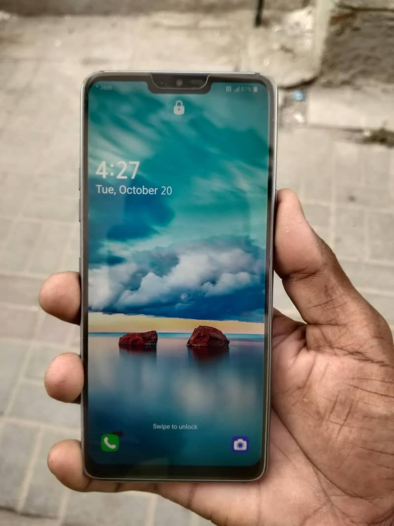 LG G7 ThinQ 1