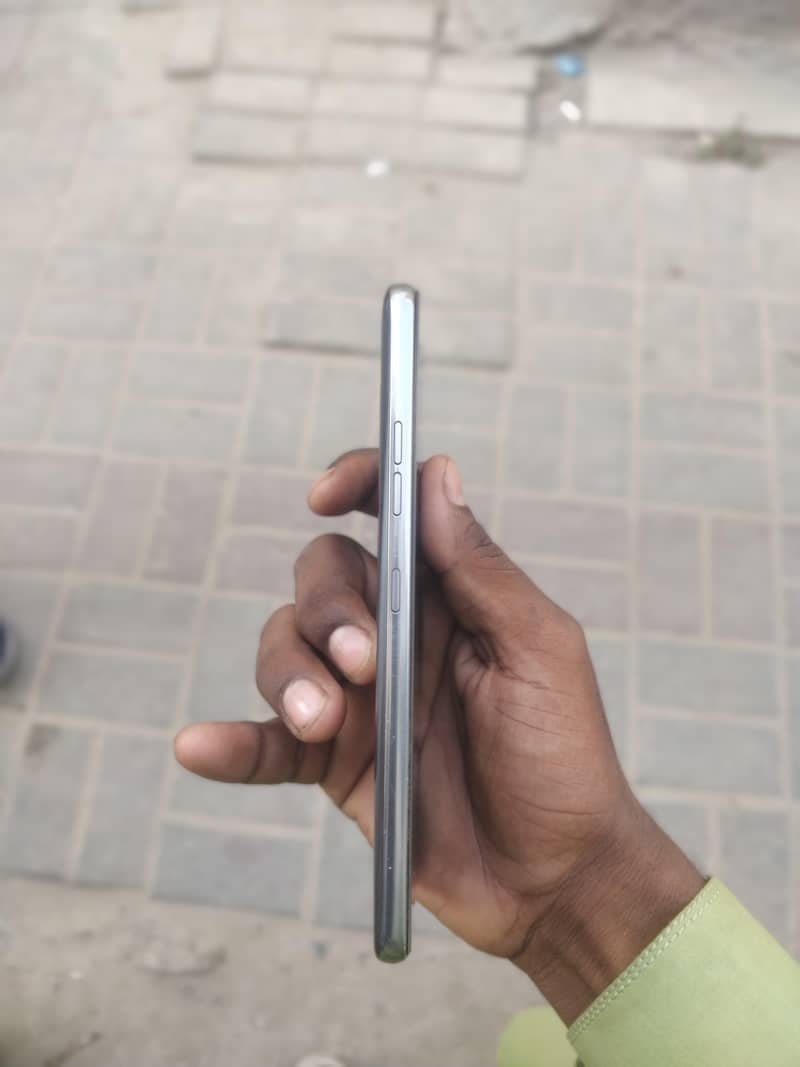 LG G7 ThinQ 5