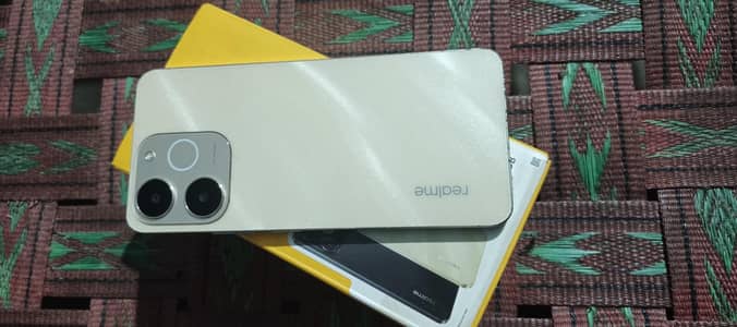 ralme note 70 6gb 128 gb condition 10 by 9 6300mah battery all ok ha