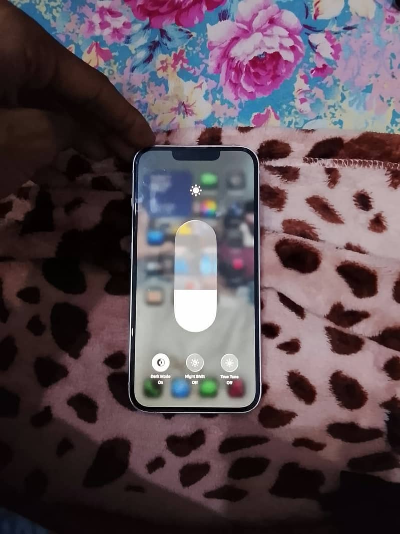 Apple iPhone 14 5