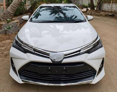 Toyota Corolla Grande 2025