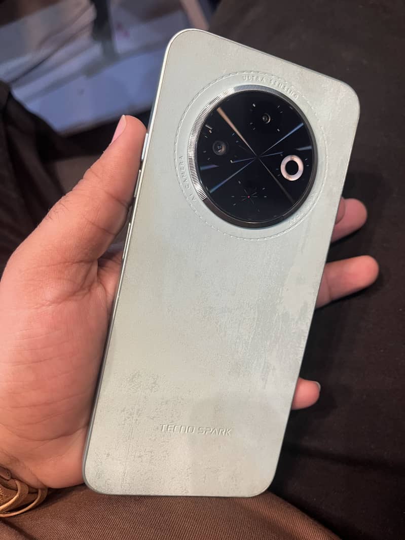Tecno Spark 30C 3