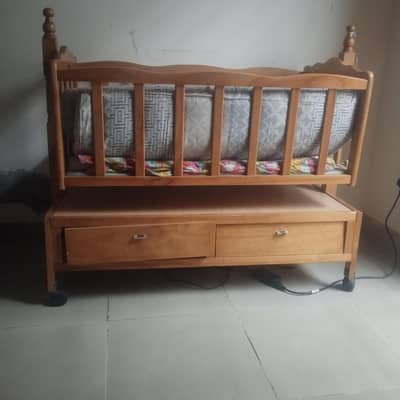 baby crib
