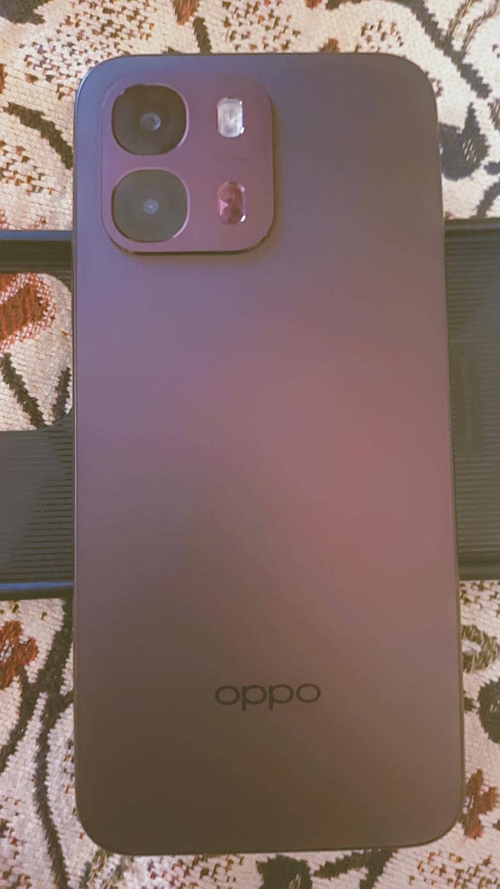 OPPO A6S 1