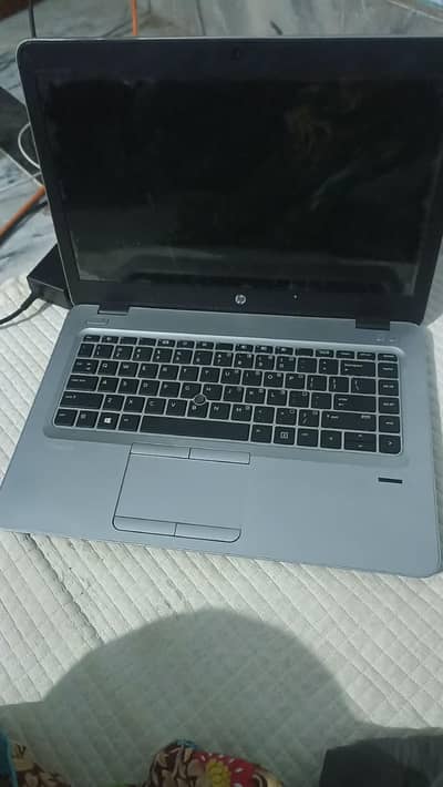 Hp EliteBook 840 G3 Core i5 | 8GB RAM | 240GB SSD | 14" | Charger