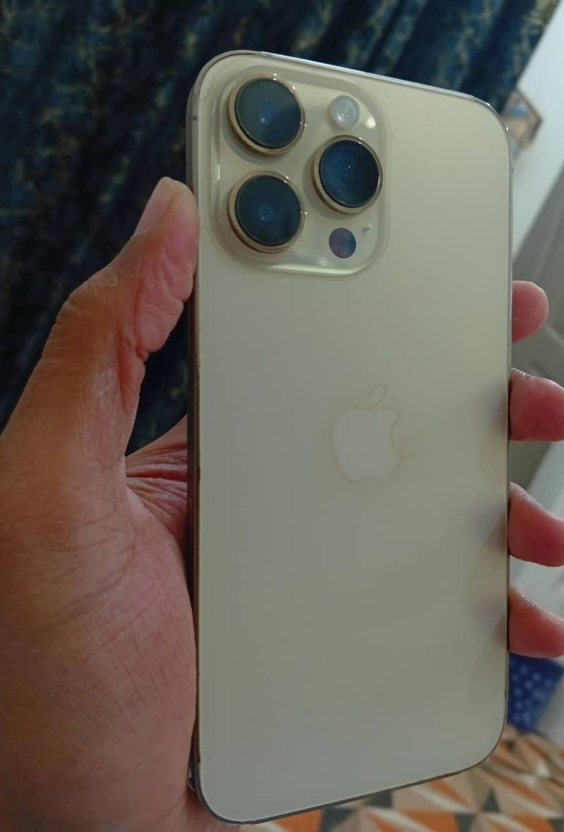 Apple iPhone 14 Pro Max 5