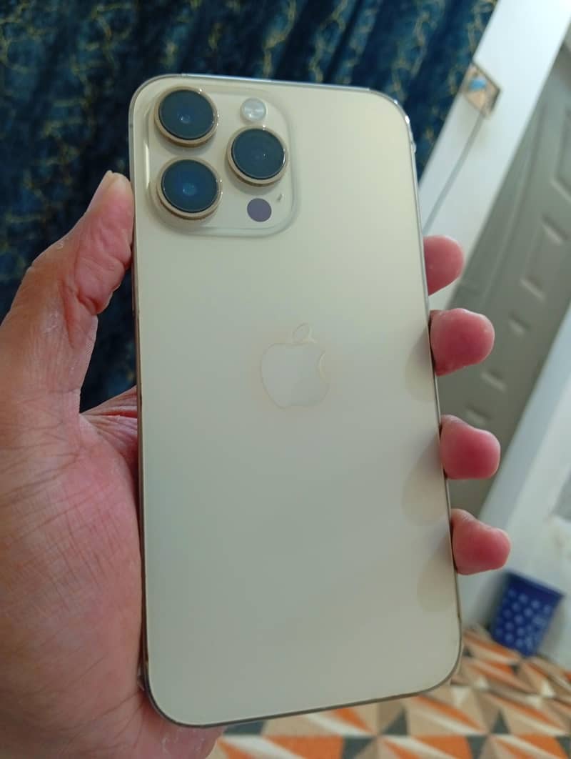 Apple iPhone 14 Pro Max 7