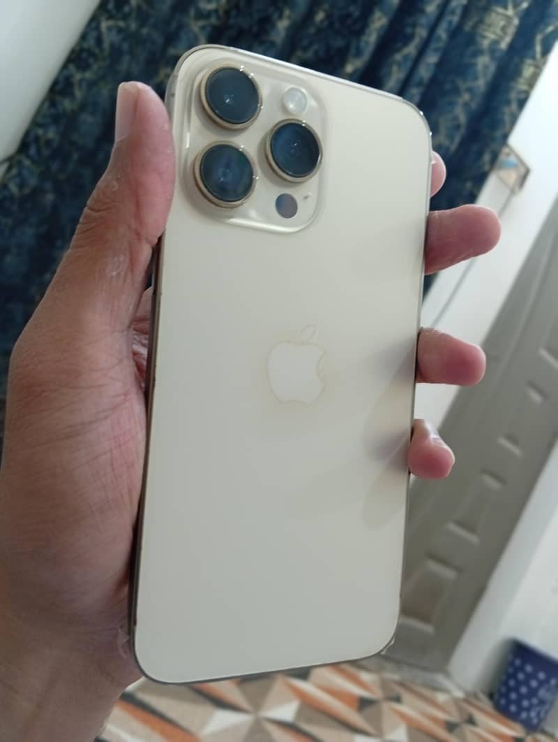 Apple iPhone 14 Pro Max 8